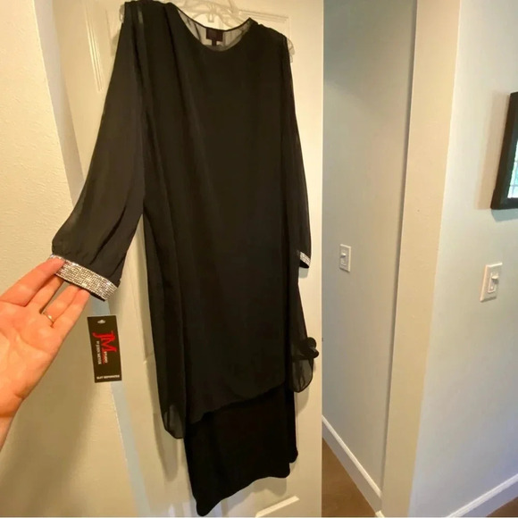 Women Formal Black Maxi Rhinestone Accent Full Coverage Cold Shoulder New XL-2XL - Picture 11 of 12